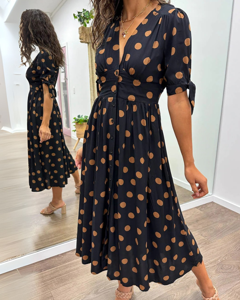 Aika | Polka Dot Dress with a Flared Bottom